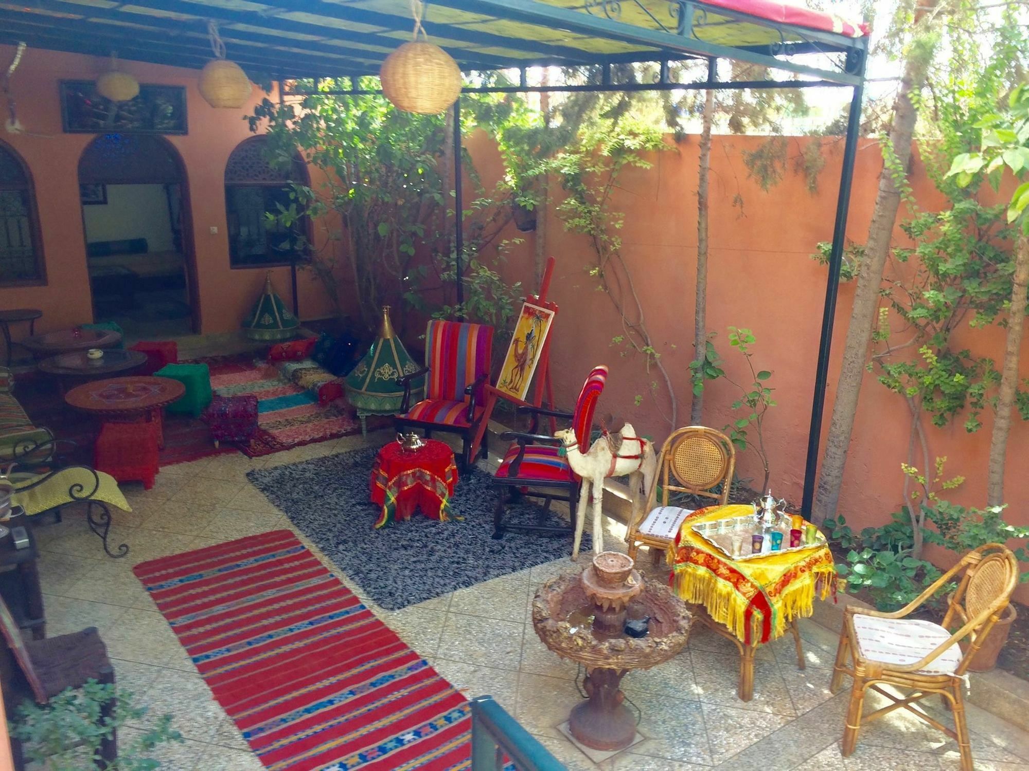 Hostel Villa Red City มาร์ราเกช ภายนอก รูปภาพ